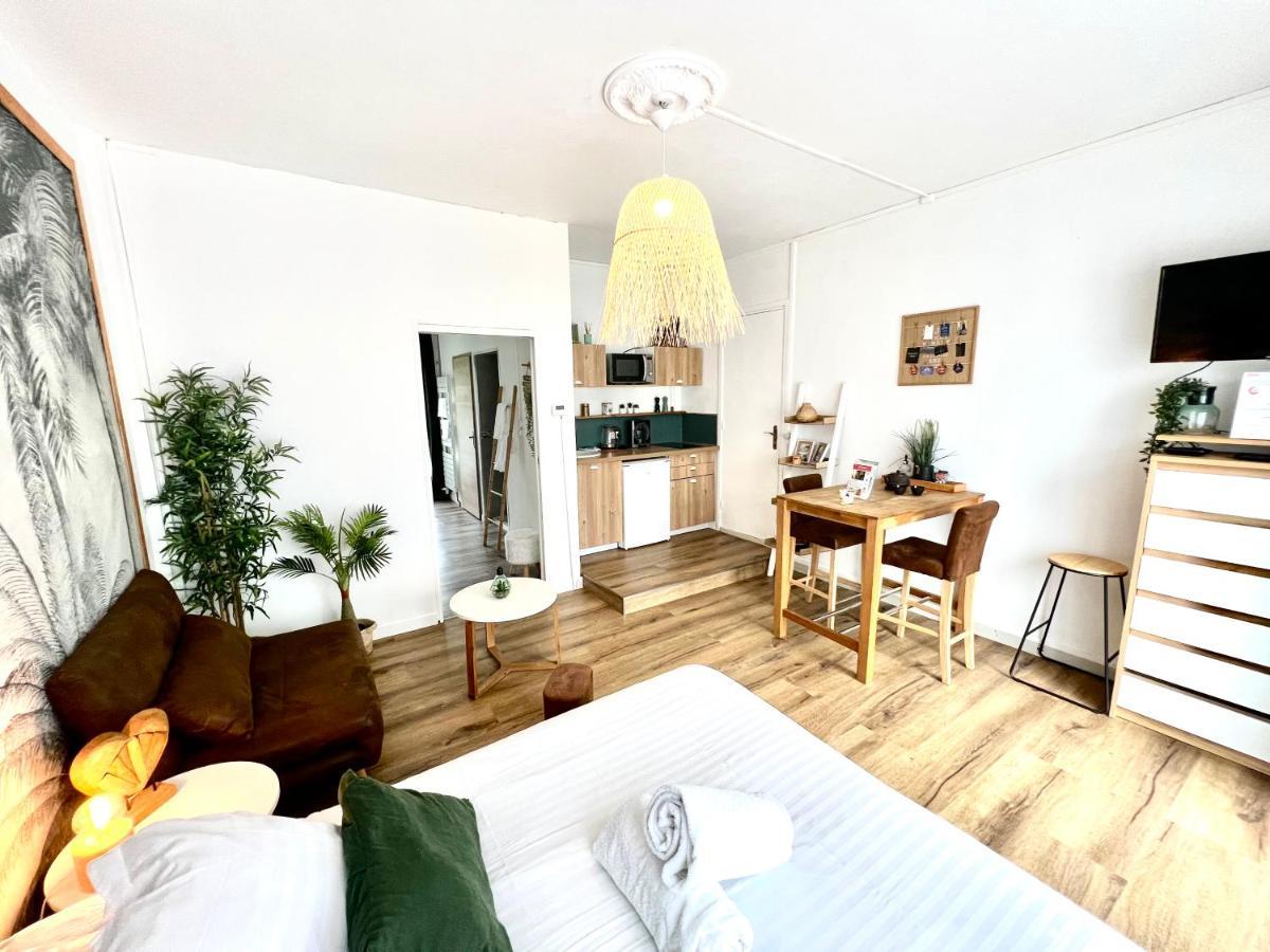 Loasis Apartment Calais Bagian luar foto