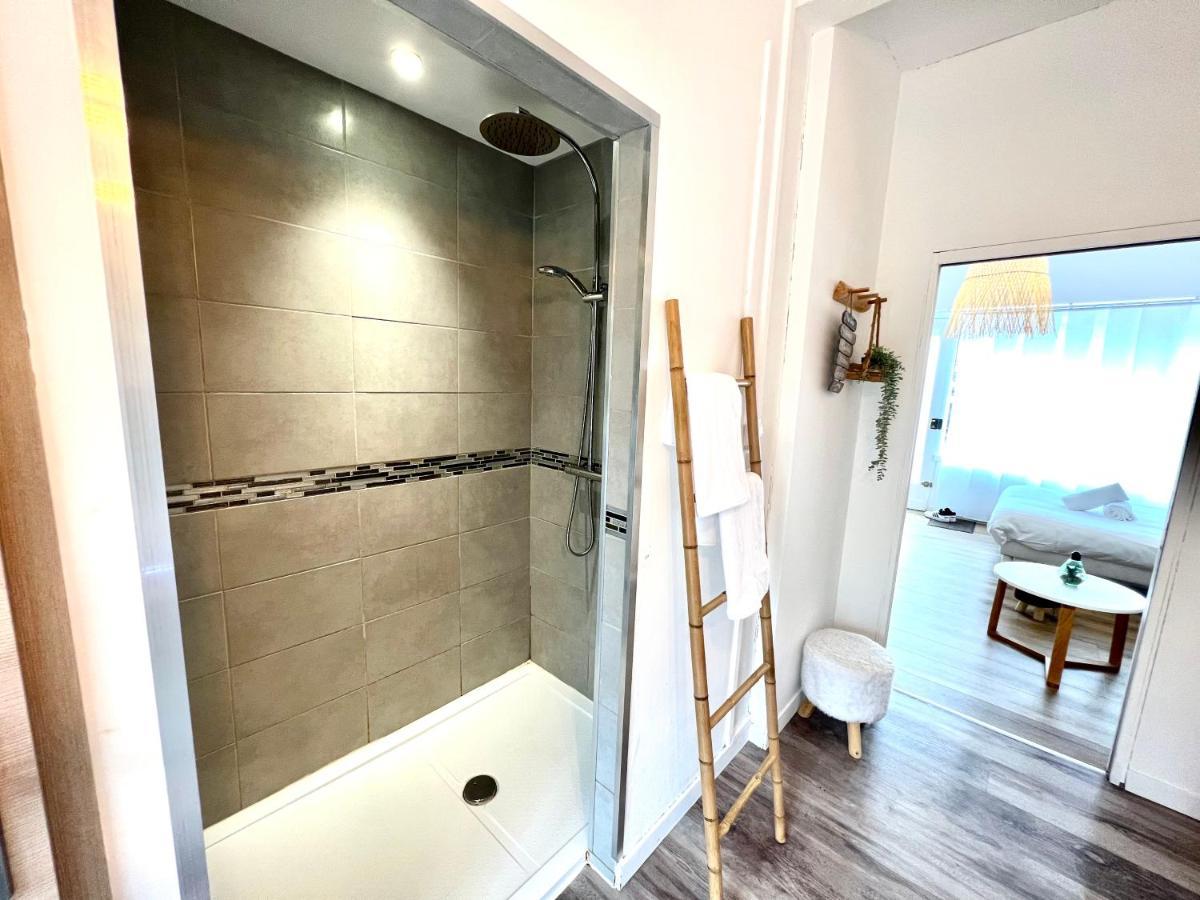 Loasis Apartment Calais Bagian luar foto